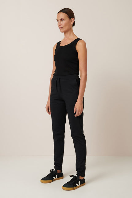 Kowtow Building Block Pant - Black