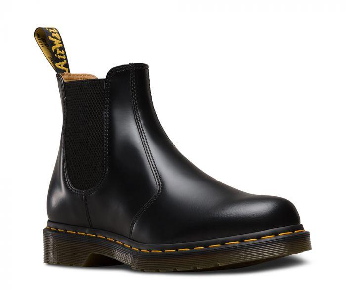 Dr. Martens 2976 Chelsea Boot Smooth -Yellow Stitch